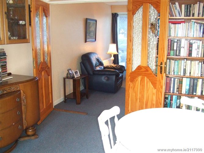 175, Woodlawn Park Grove, Firhouse, Dublin 24 Tom Maher & Co Ltd